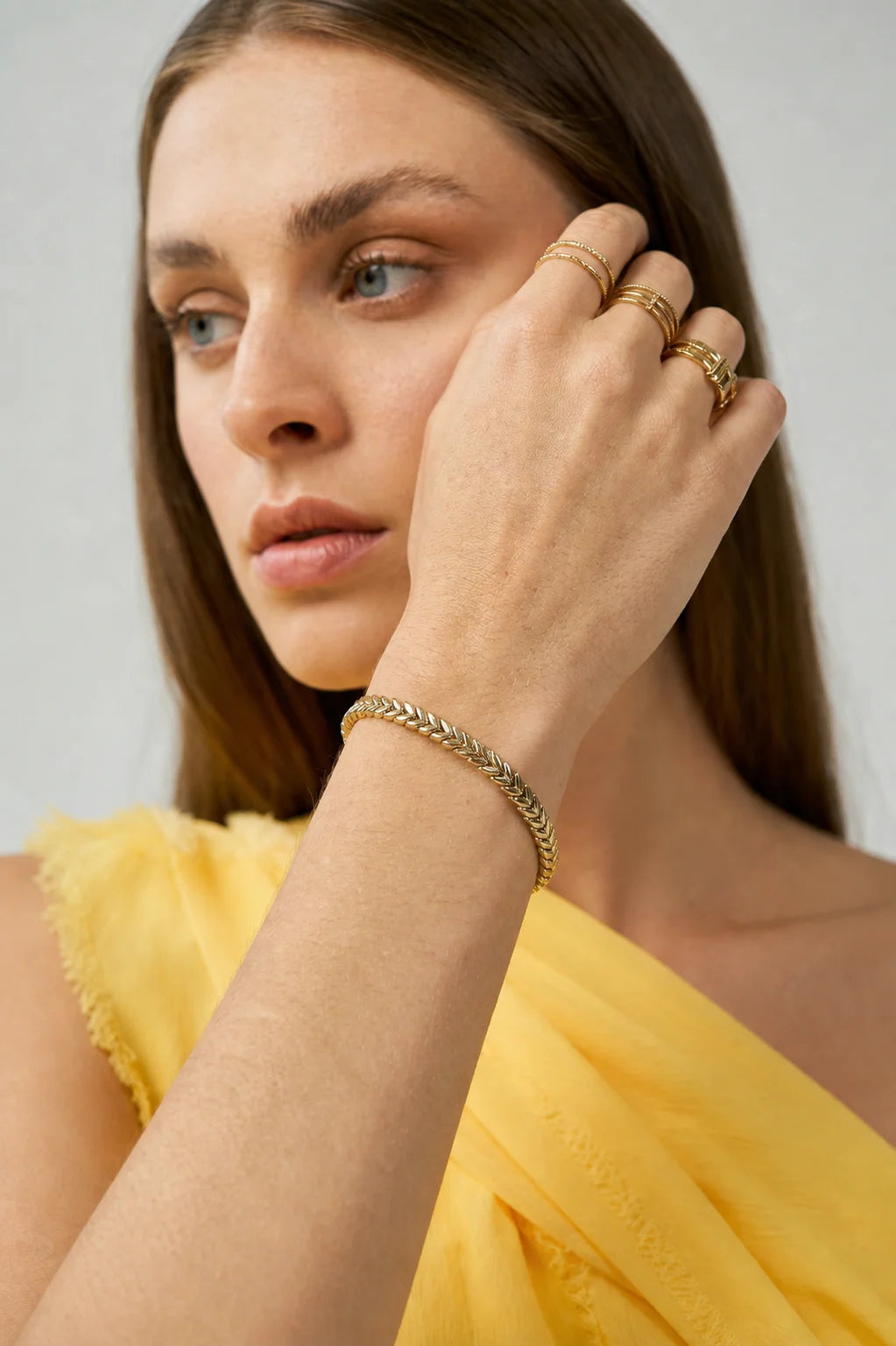 Romane Bileklik