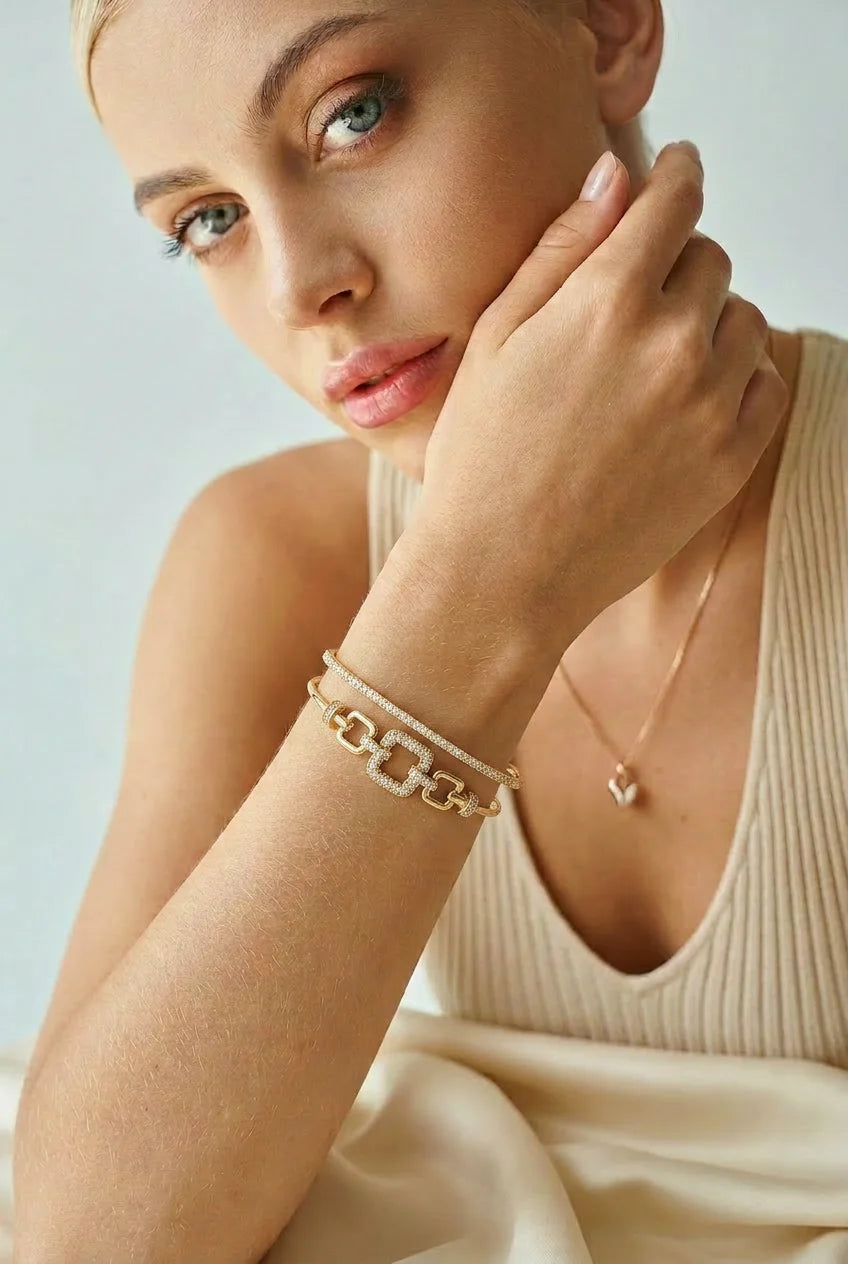 Emilie Bileklik
